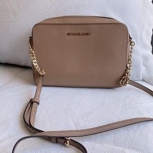Micheal Kors handbag